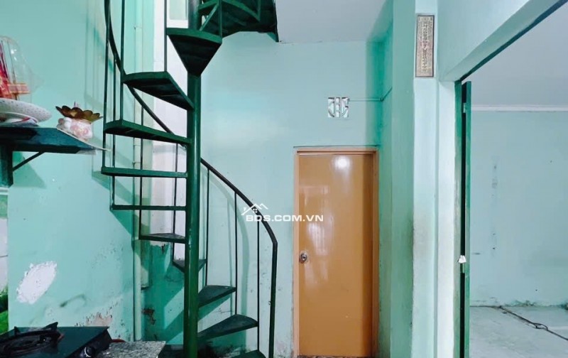 Bán Nhà cũ tiện xây mới Ni Sư Huỳnh Liên, Phường 10 Tân Bình, 66m2, 2Tầng 2PN. Chỉ 5.8 tỷ